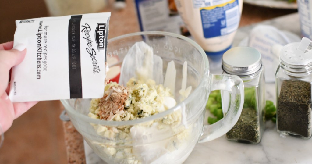 lipton onion soup mix dip