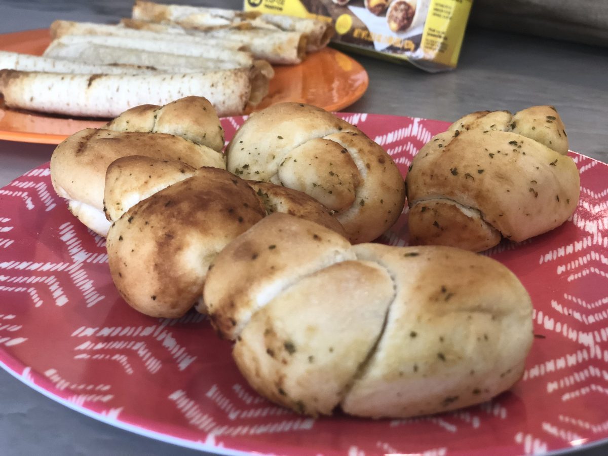 new york garlic knots in the air fryer 