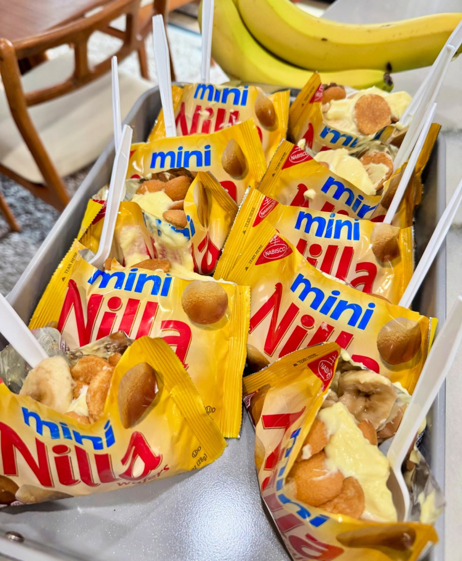 tray of vanilla wafer banana pudding walking tacos 