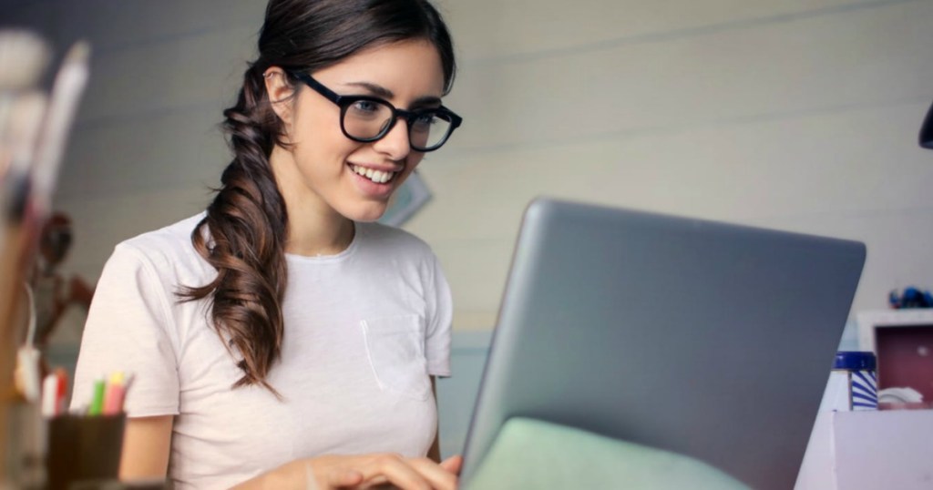 woman working on computer