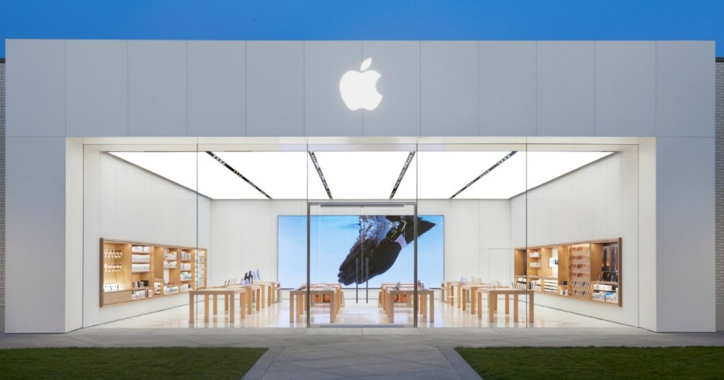 Apple storefront