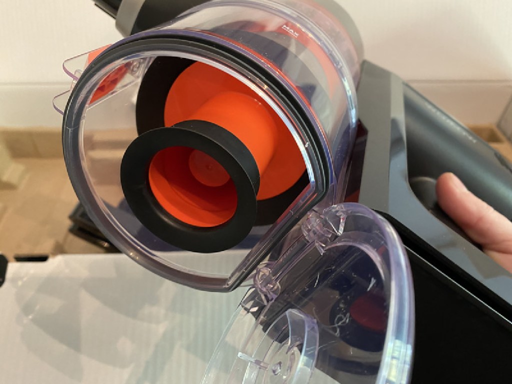 inside canister Womow Cordless Vacuum Cleaner