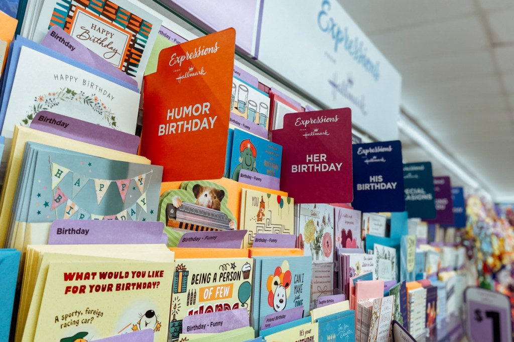 dollar tree greeting cards section