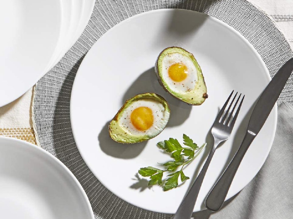 Corelle 6-Piece Lunch Plate Set with avocados