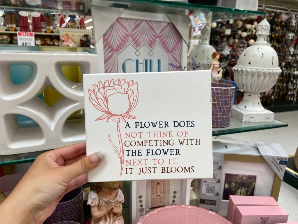 It Just Blooms Wood Decor