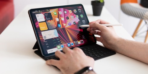 Hottest Apple iPad Black Friday Deals of 2022 (Starting as Low as $270 SHIPPED!)