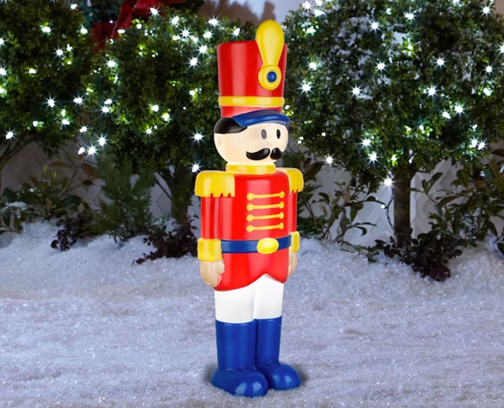 solider christmas decoration