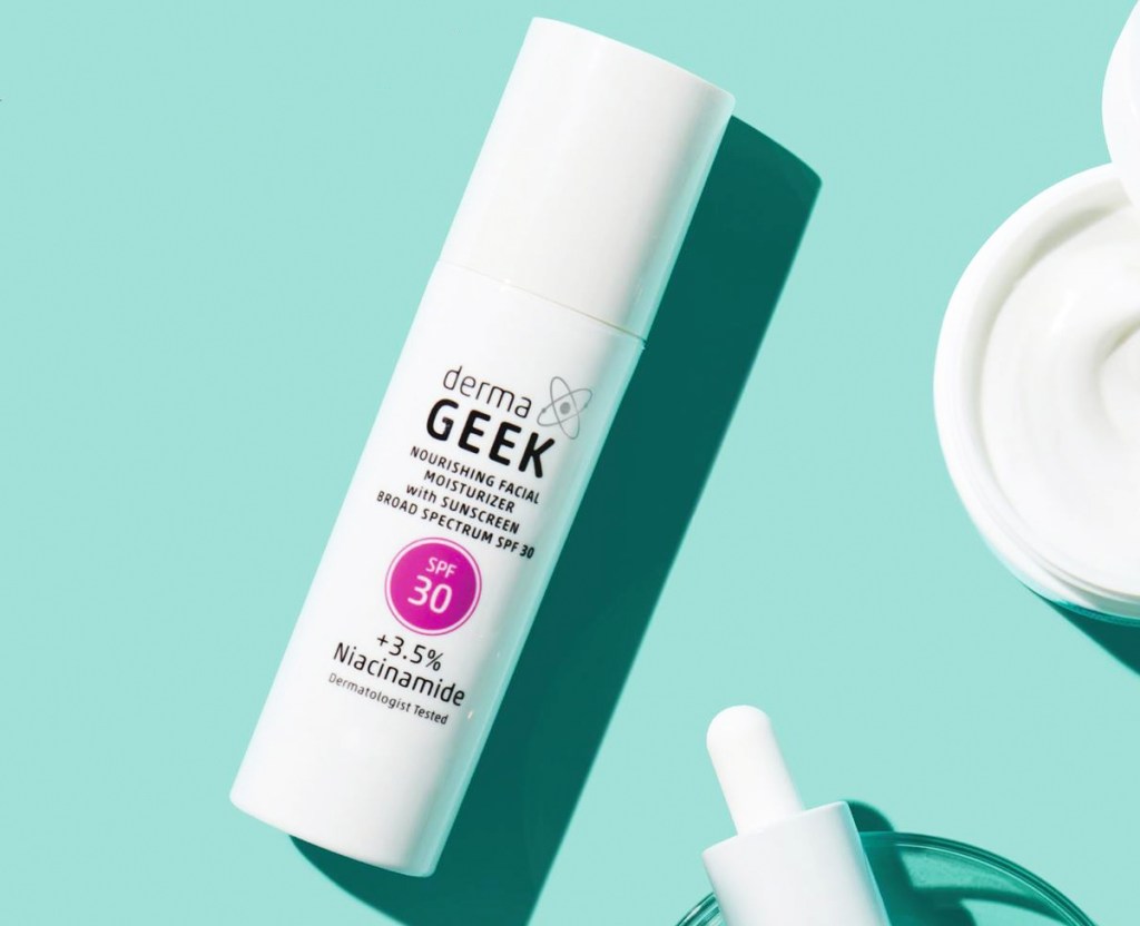 dermaGEEK Nourishing Facial Moisturizer