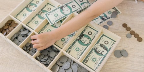 Melissa and Doug Play Money 550-Piece Set Only $9.56 on Amazon or Target.com (Reg. $28)