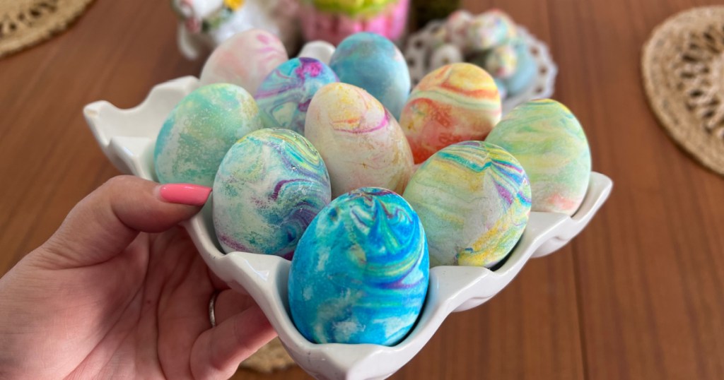 tie die easter eggs