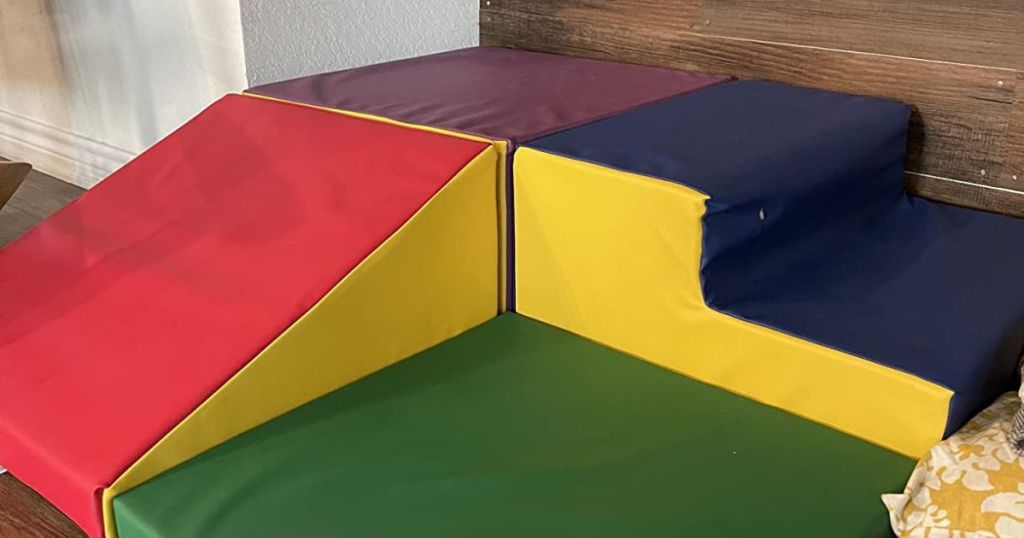 Amazon Basics Kids Climber