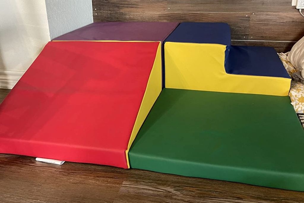 Amazon Basics Kids Indoor Climber