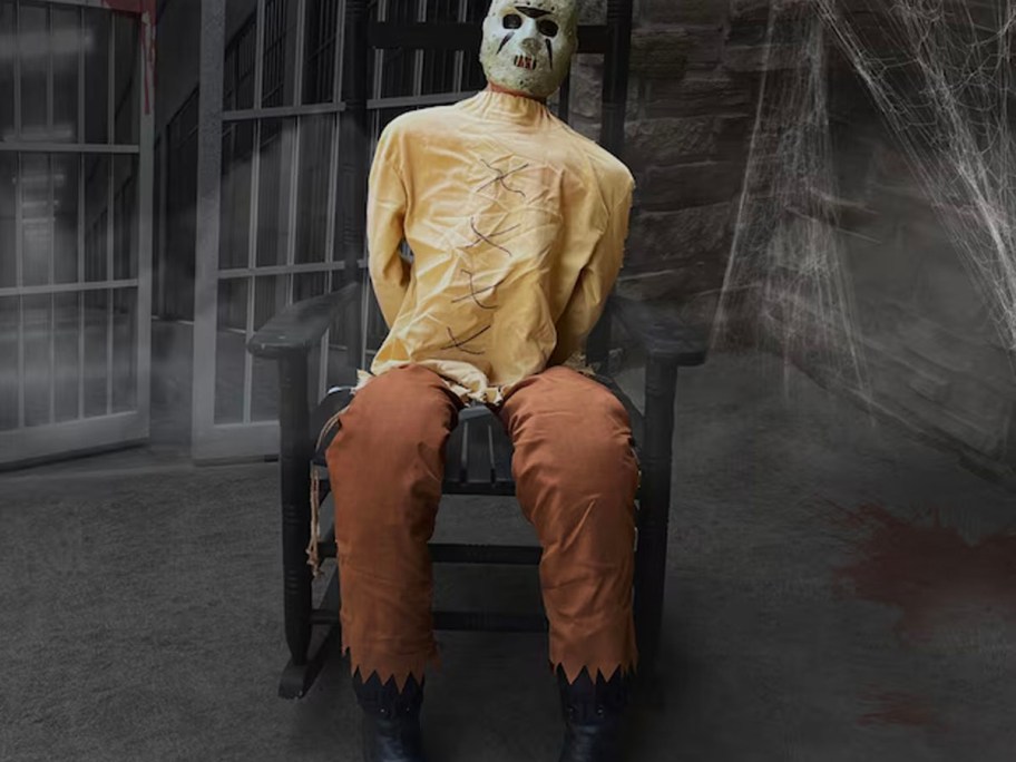 zombie animatronic in wheelchair in haunted room