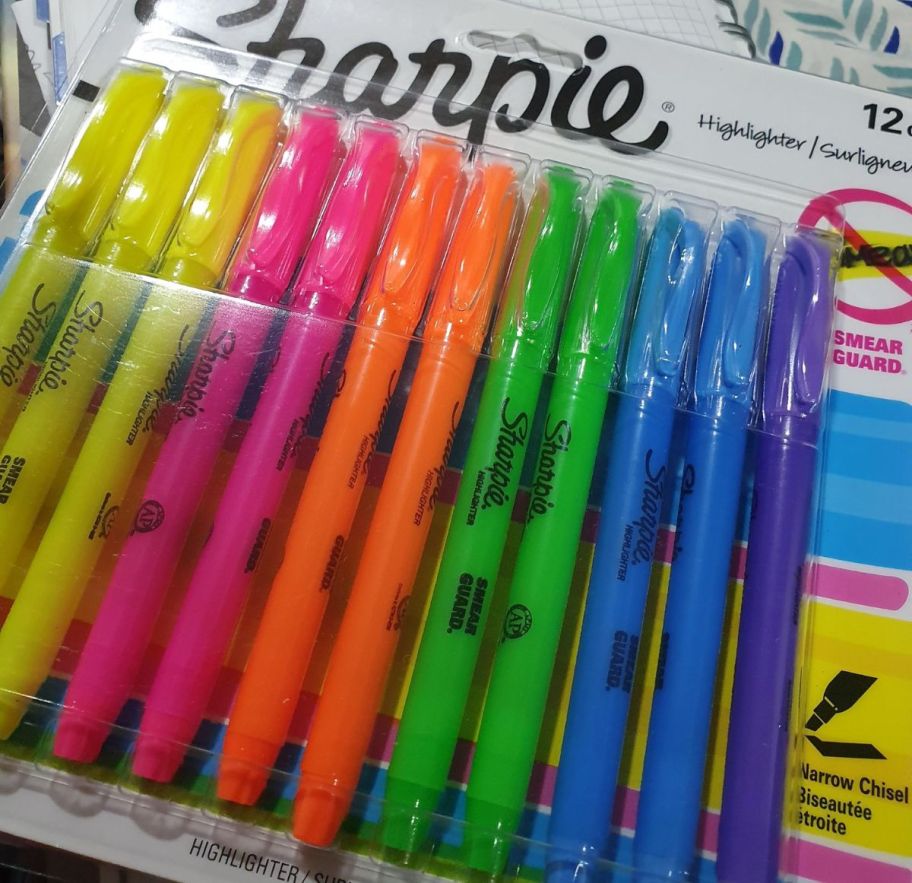 sharpie highlighter 12 pack on a desk