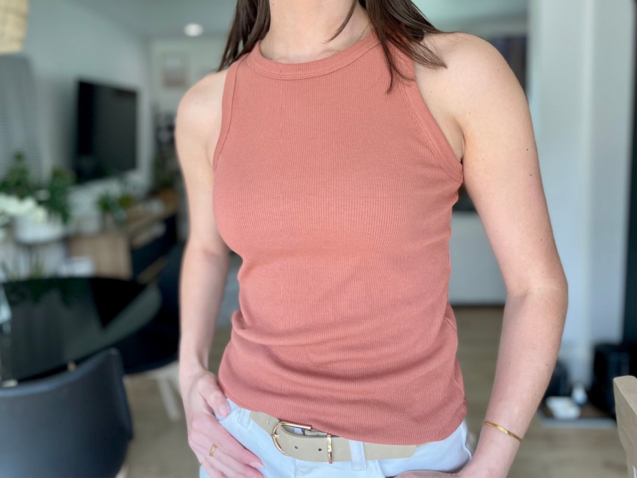 Woman wearing pink Sonoma goods for life tank top with a belt