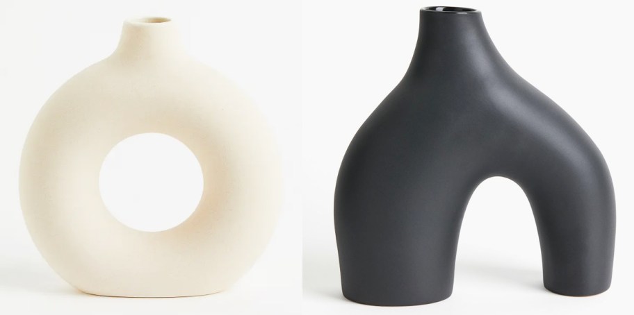 white and black vases