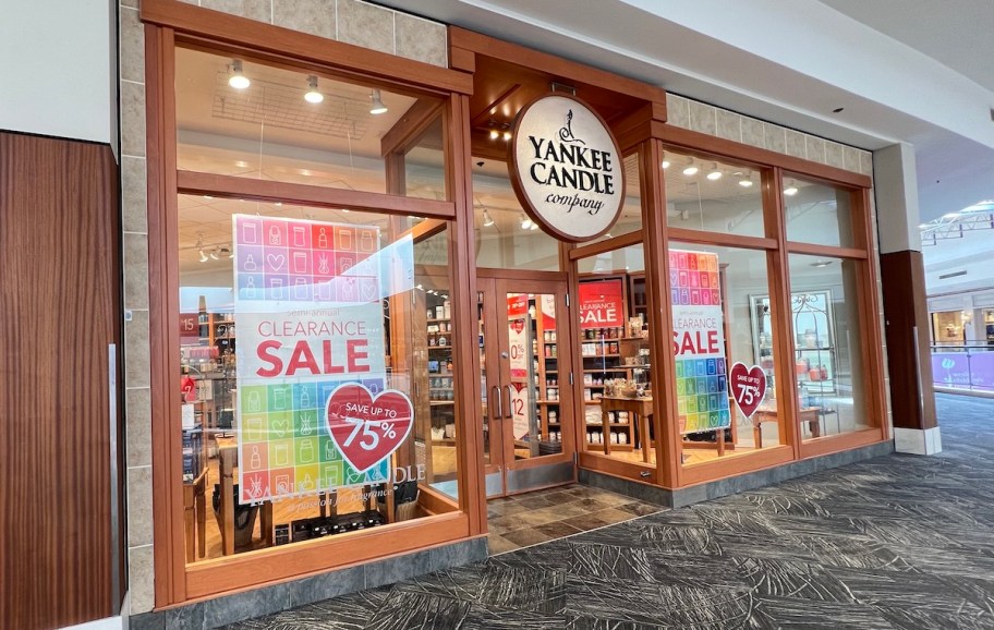 yankee candle store front 
