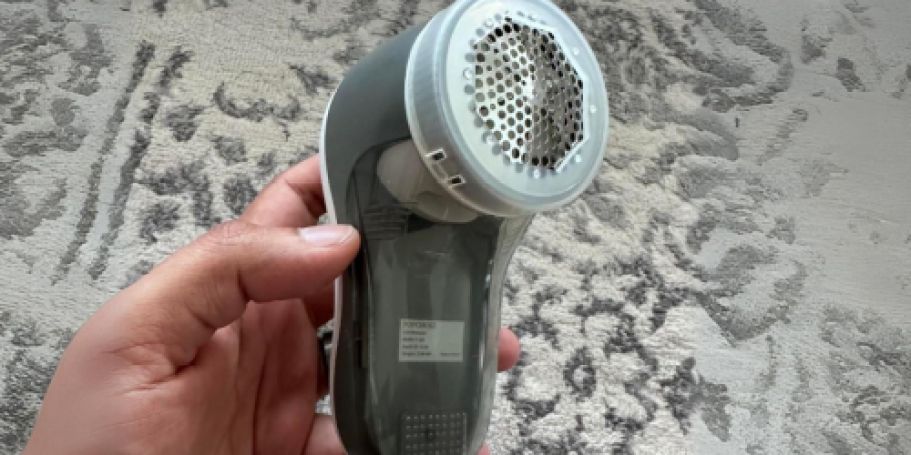 Highly Rated Fabric Shaver Just $7.49 on Amazon | Rechargeable & Perfect for Travel