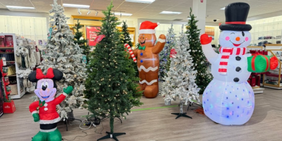 Up to 70% Off Kohl’s Christmas Clearance – Trees, Blankets, Decor, & More