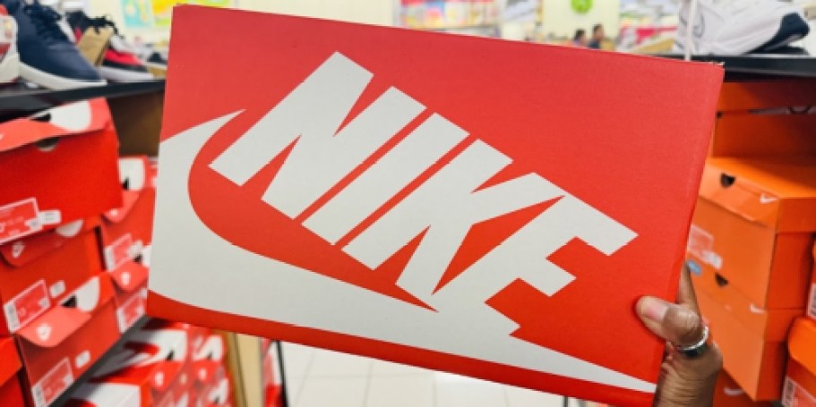 *HOT* Up to 50% Off Nike Sale (Includes Dunks, Air Max, & More!)