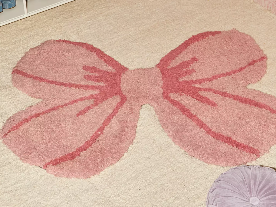 Bow Rug
