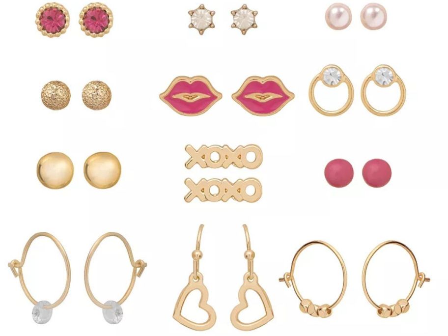 A 12 pack of earrings 