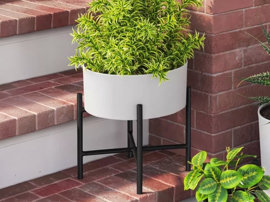 Threshold Metal Indoor Outdoor Planter and Stand Set