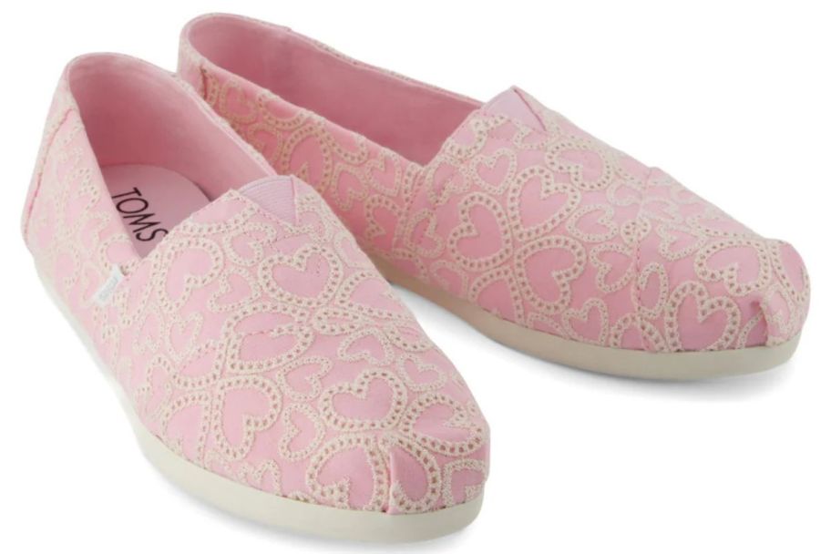 TOMS Alpargata Classic in Pink Hearts Eyelet
