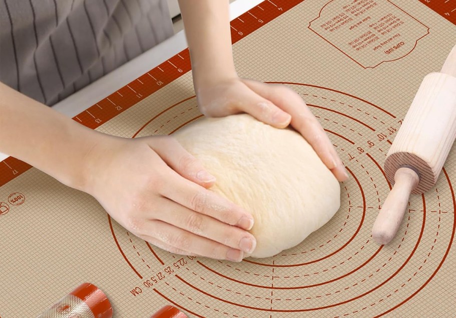Silicone Baking Mat w/ Measurements Only $6.99 on Amazon