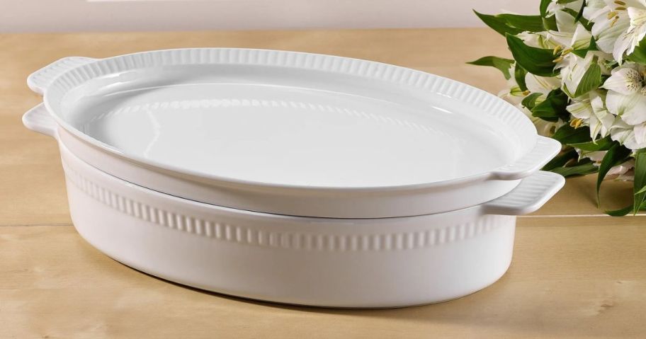 Better Homes & Gardens Lidded Oval Baker in White