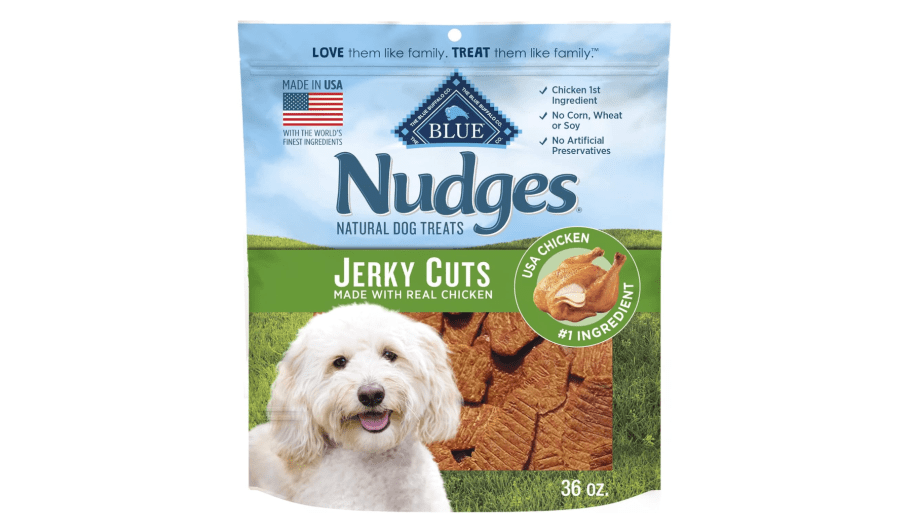 Blue Buffalo Nudges Jerky Cuts Dog Treats Chicken stock image