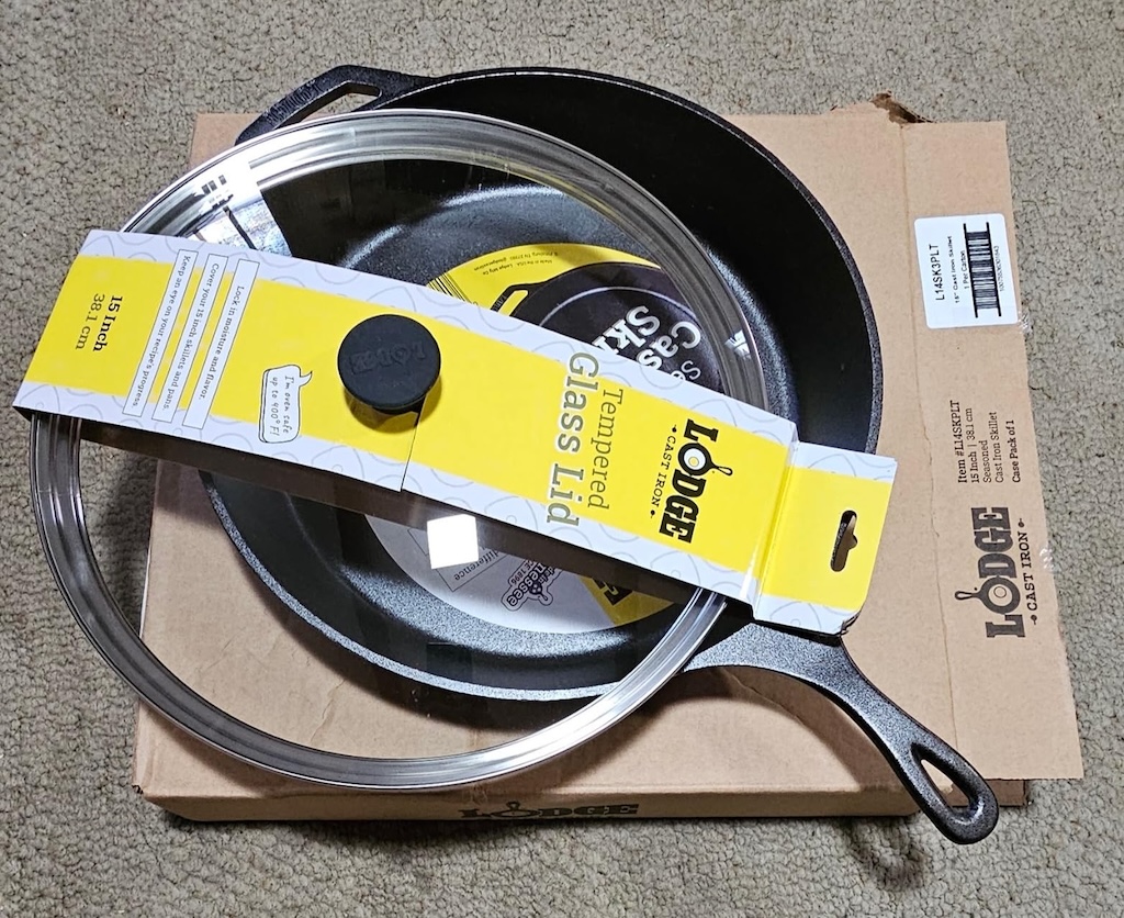 Lodge Cast Iron skillet 