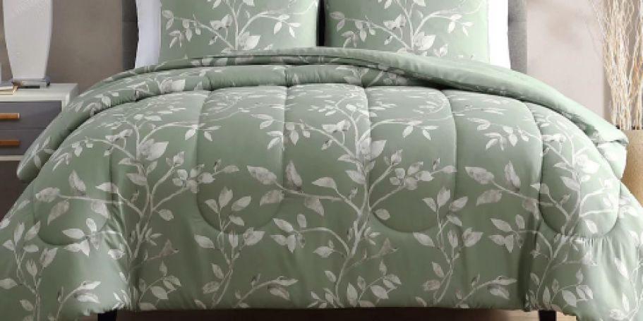 Macy’s 3-Piece Comforter Sets in ANY Size Only $19.99 (Regularly $80)