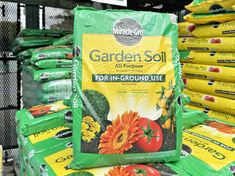 green and yellow bag of Miracle-Gro 0.75-cu ft Garden Soil