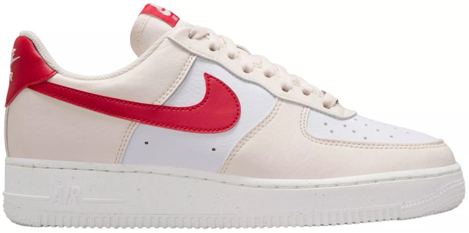 Nike Women's Air Force 1 '07 Shoes
