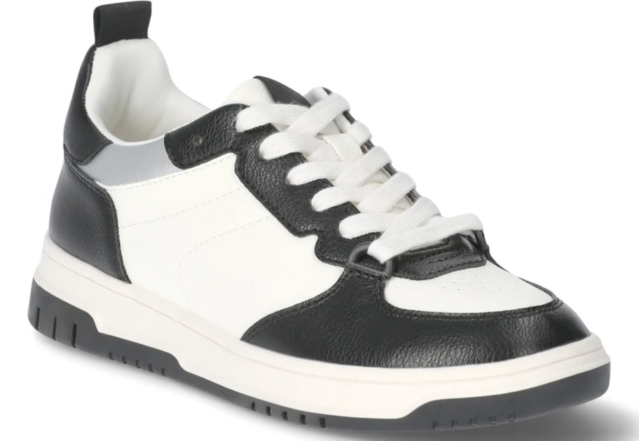 black and white lace-up sneaker