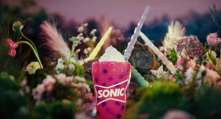 sonic unicorn drink infront of horns