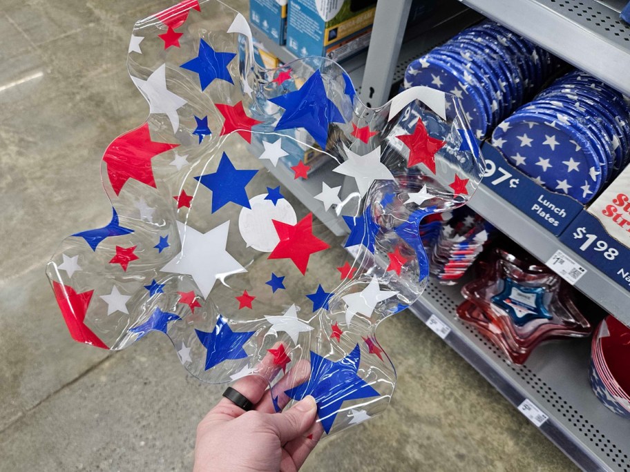 hand holding star bowl 