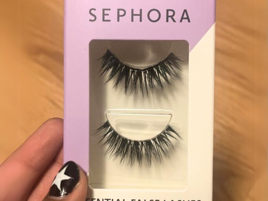 hand holding a box of Sephora brand false eyelashes