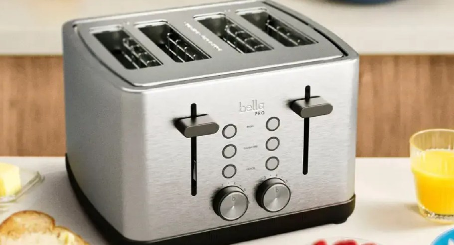 Bella 4-Slice Toaster Just $29.99 Shipped on BestBuy.com (Reg. $80)