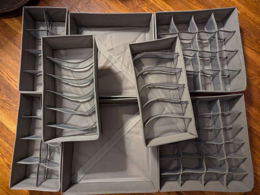 An 8-piece drawer organizer set 
