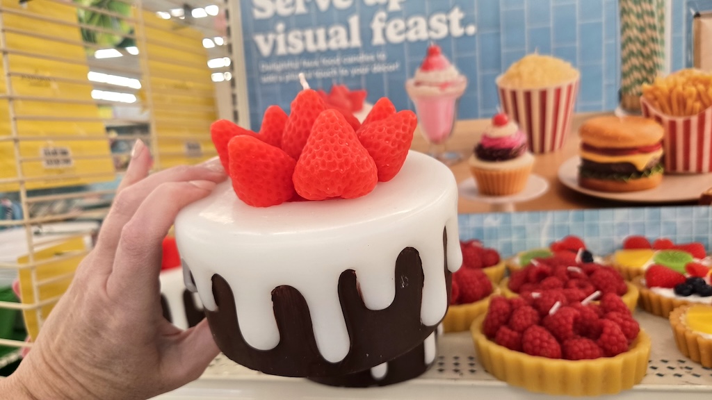 holding food candle 