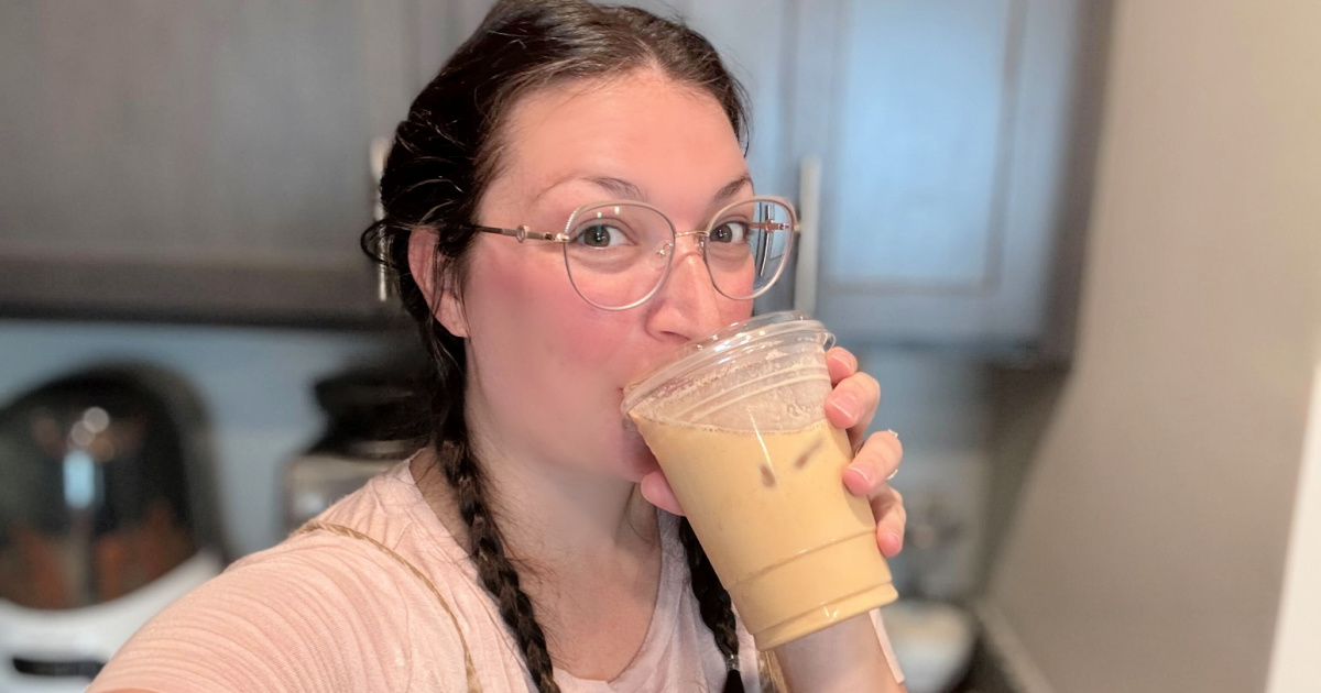 Plastic Cups w/ Sip Lids 25-Pack Just $4.96 on Walmart.com (Over 1,000 Sold Since Yesterday!)