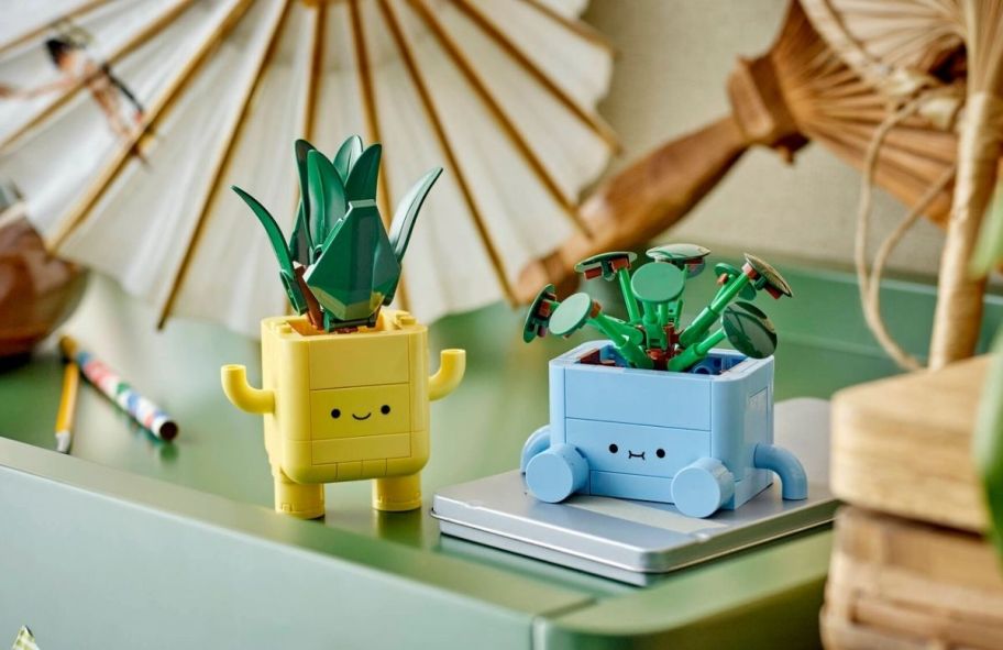 the two plant builds from the lego happy plants kids set