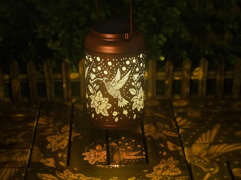 hummingbird and flowers solar light 